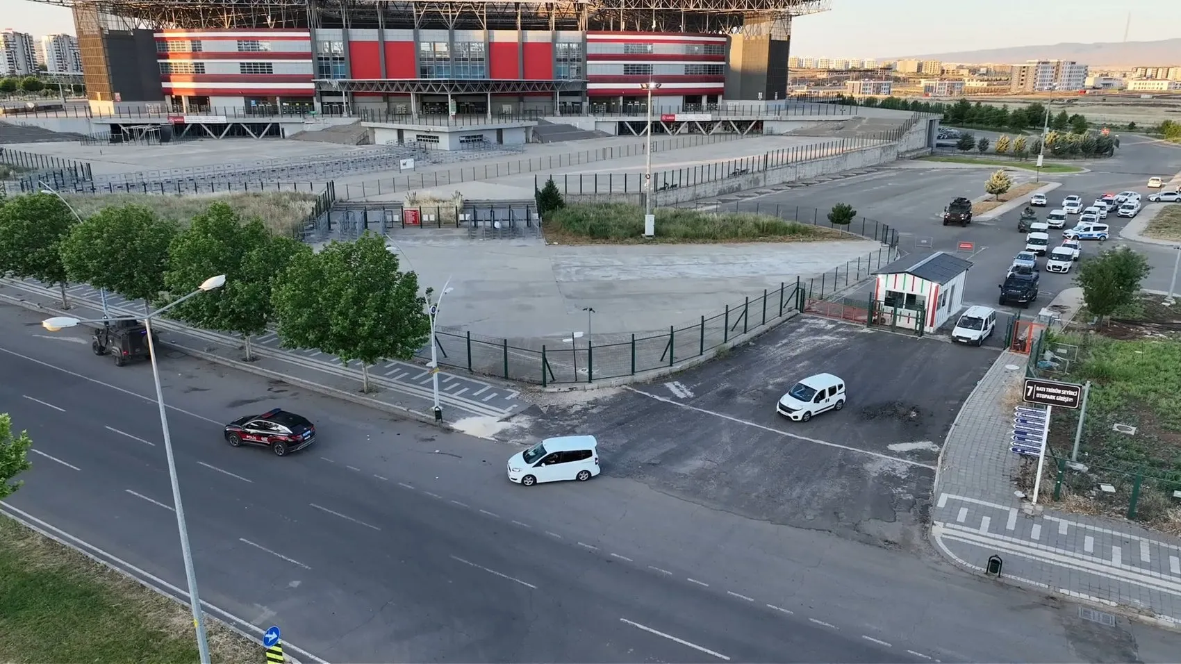 Diyarbakır merkezli yasa dışı bahis çetesine büyük operasyon