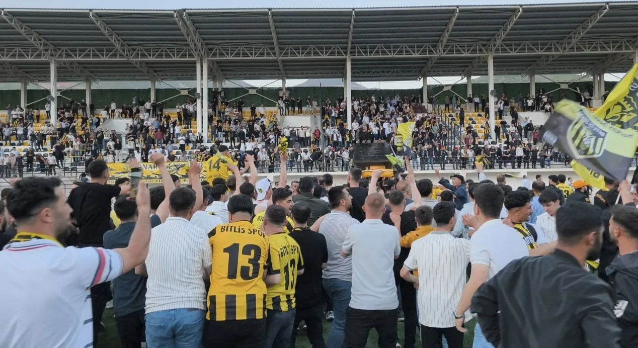 Bitlis Spor 1916 uzatmalarda güldü final kapısını araladı