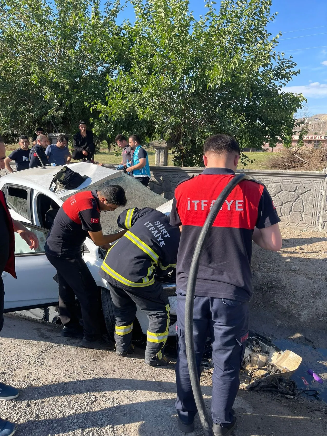 Siirt'te feci kaza 4 kişi hastaneye kaldırıldı