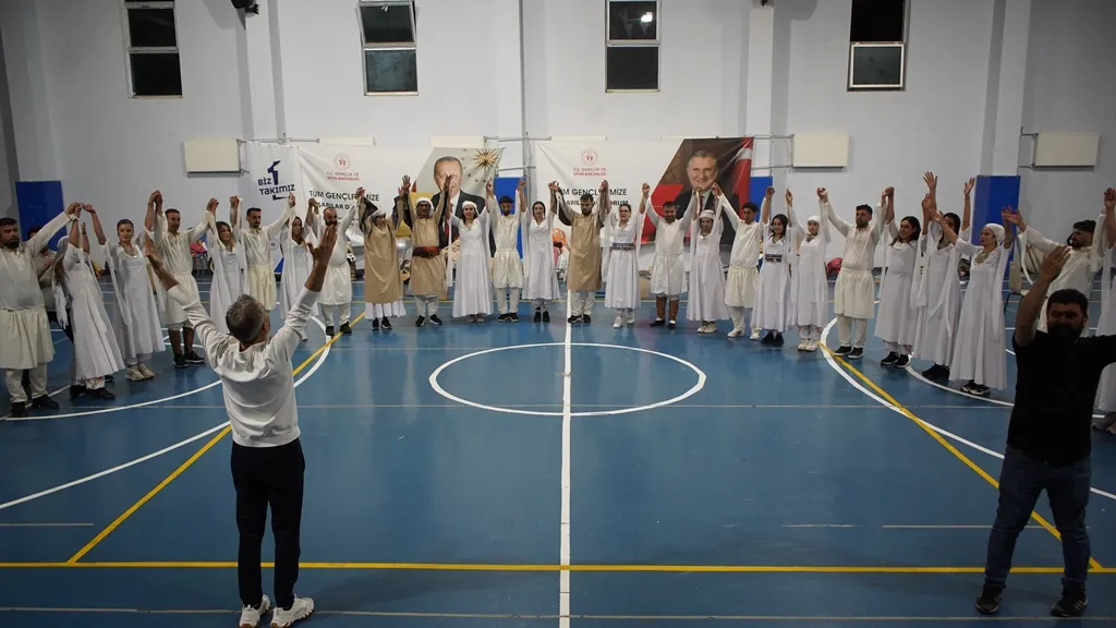 Siirtli öğretmenler kültür mirasını sahnede yaşatacak