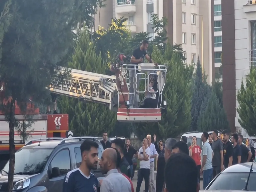 Diyarbakır'daki apartman yangını davasında yeni gelişme