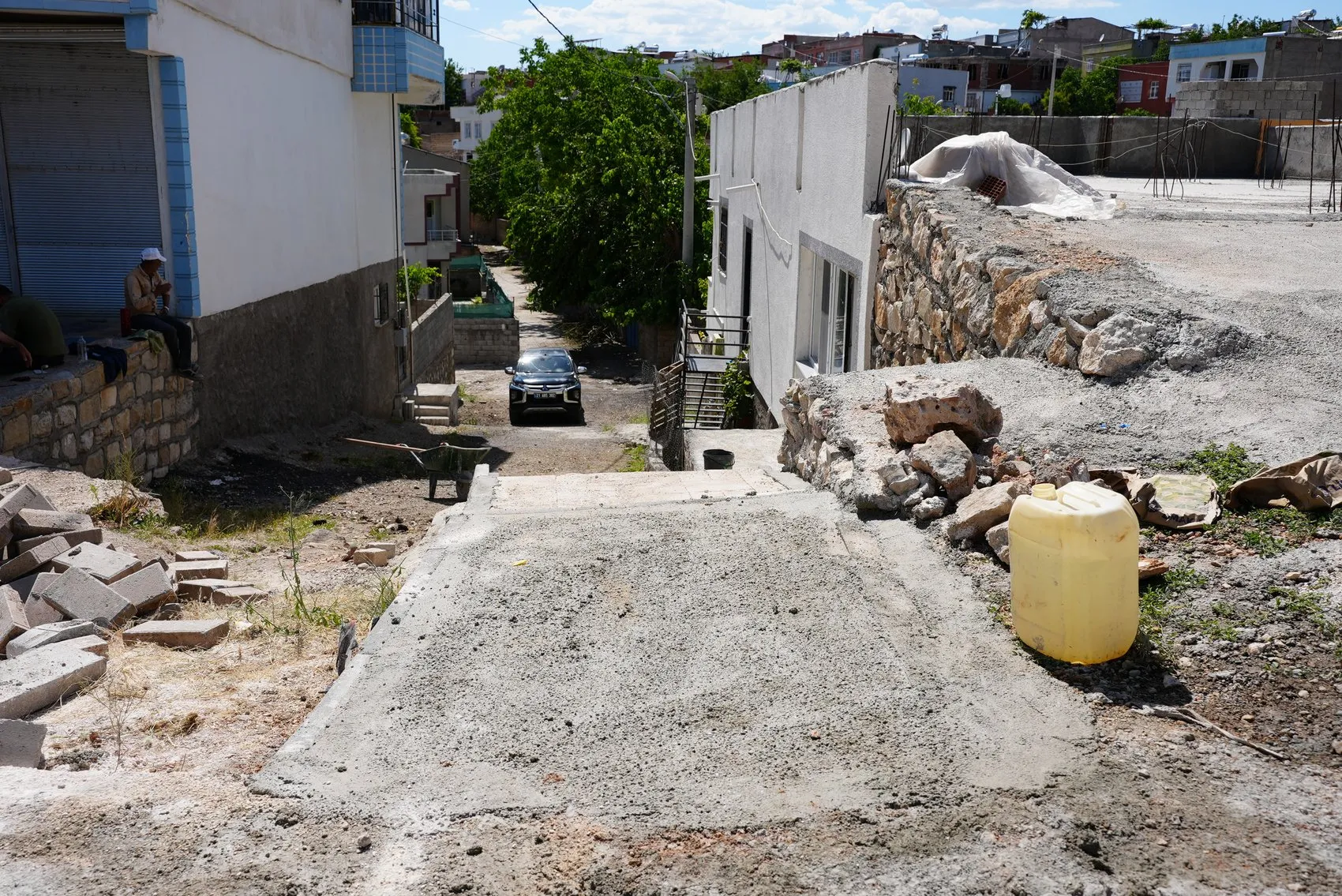 Engelli kızı için rampa isteyen anneye saldırı sonrası belediyeden çözüm