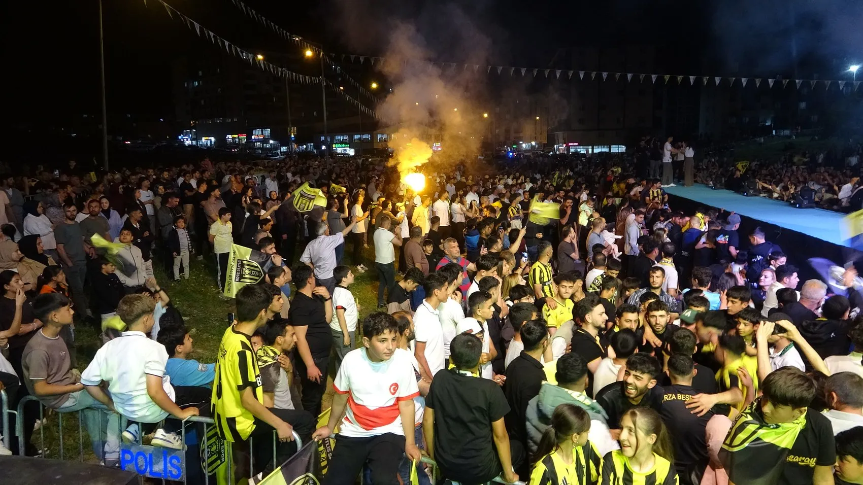 Bitlis Spor 24 yıllık profesyonel lig hasretine son verdi
