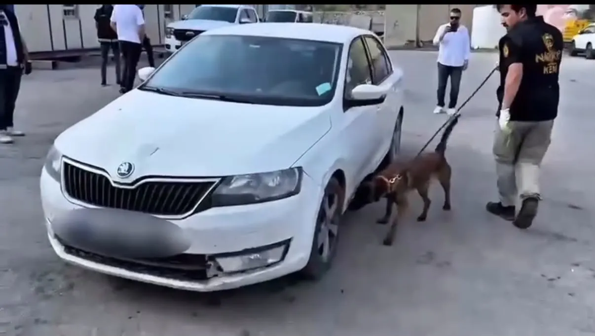 Yüksekova yolunda yakalanan araçtan 28 kilo uyuşturucu çıktı