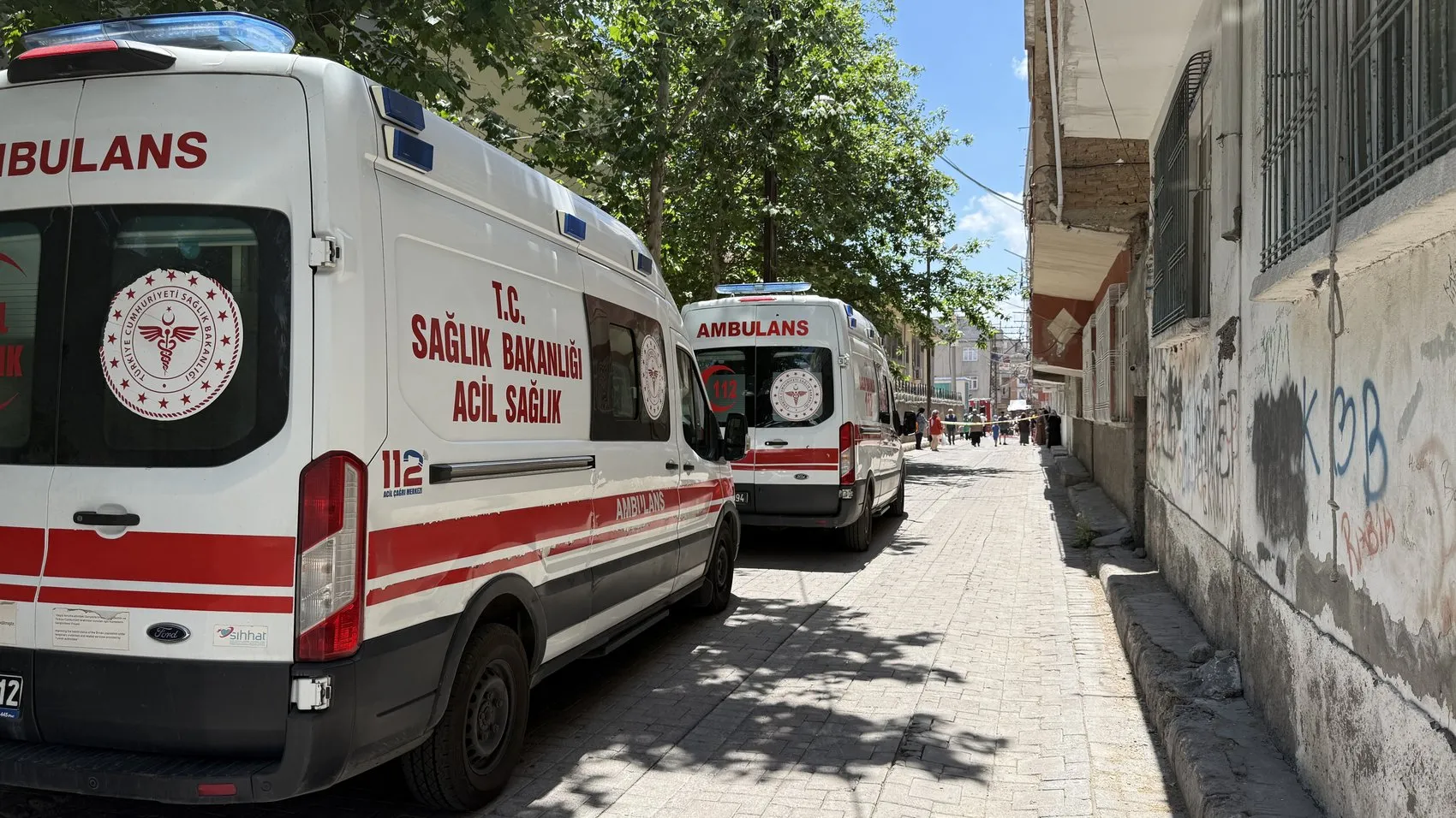 Diyarbakır Bağlar'da yangın paniği ve sonrası yaşanan kavga