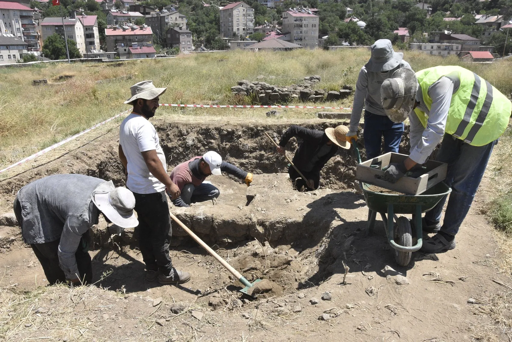 Bitlis Kalesi restorasyona hazırlanıyor