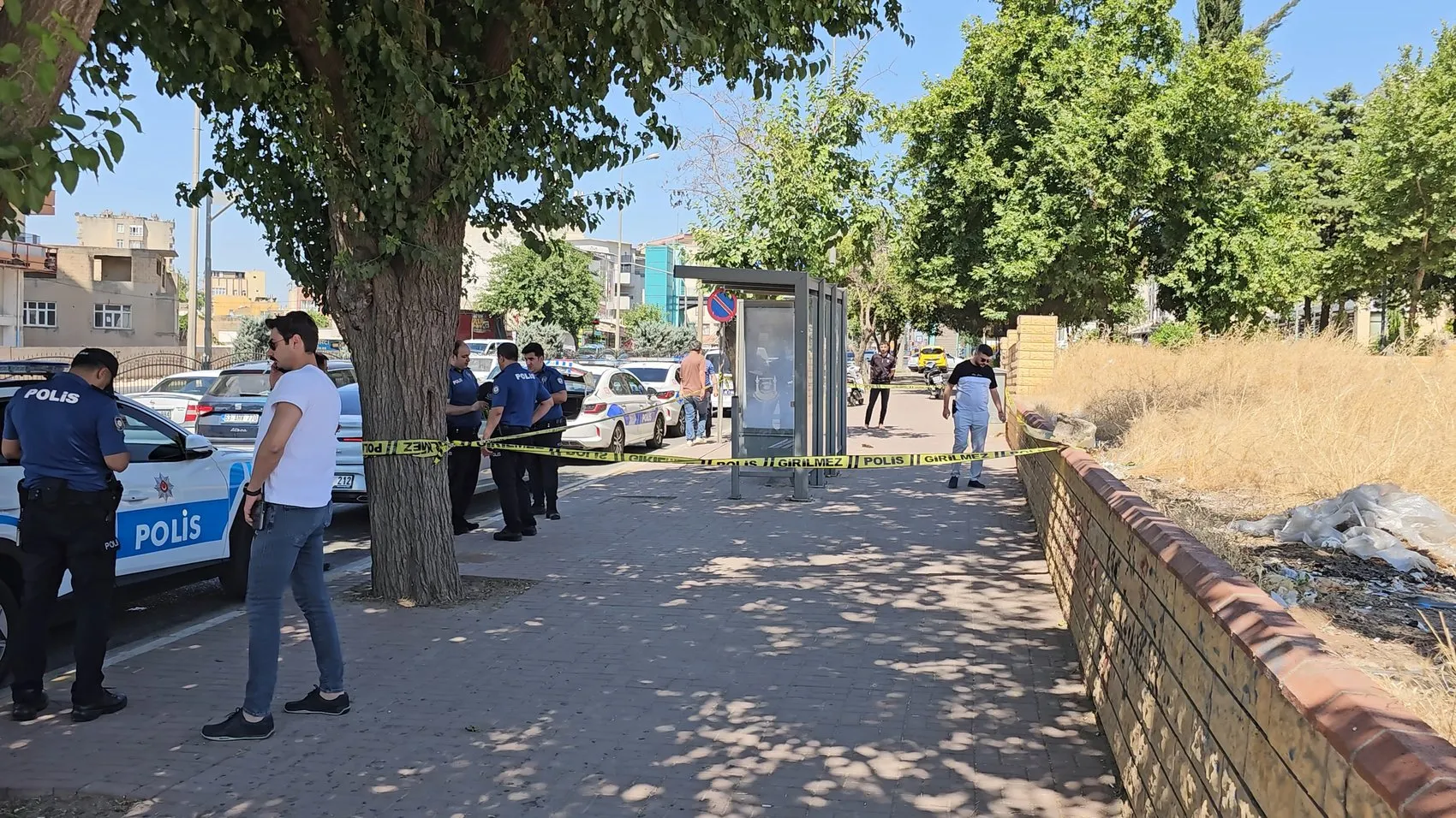 Şanlıurfa'da otobüs durağında dehşet anları yaşandı