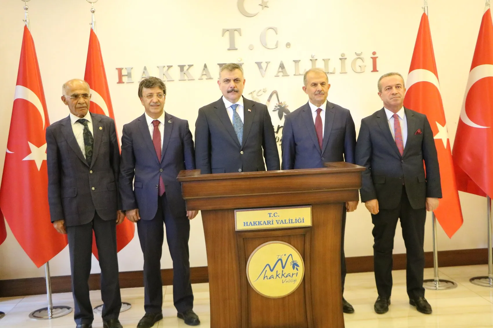 İçişleri Bakanı Çiftçi Hakkari temaslarını tamamladı