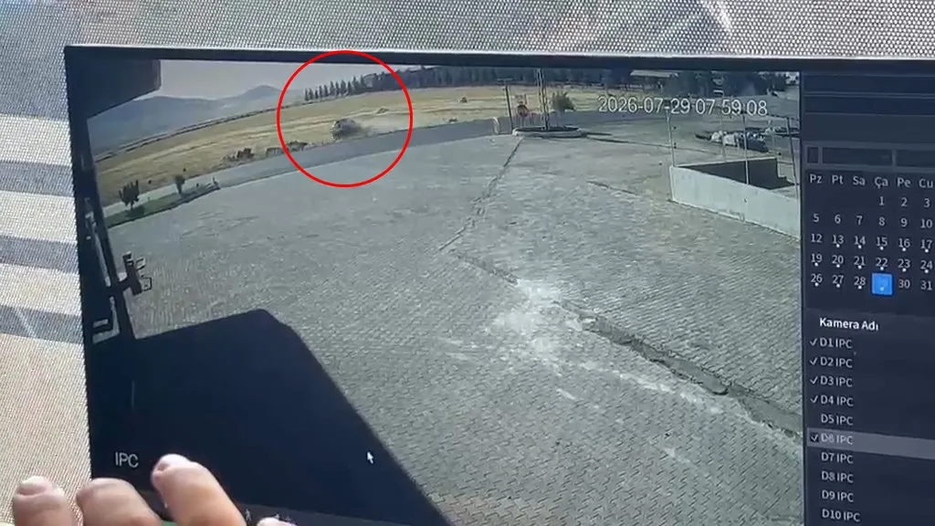 Derik ilçesinde kontrolden çıkan otomobil takla atarak ters döndü