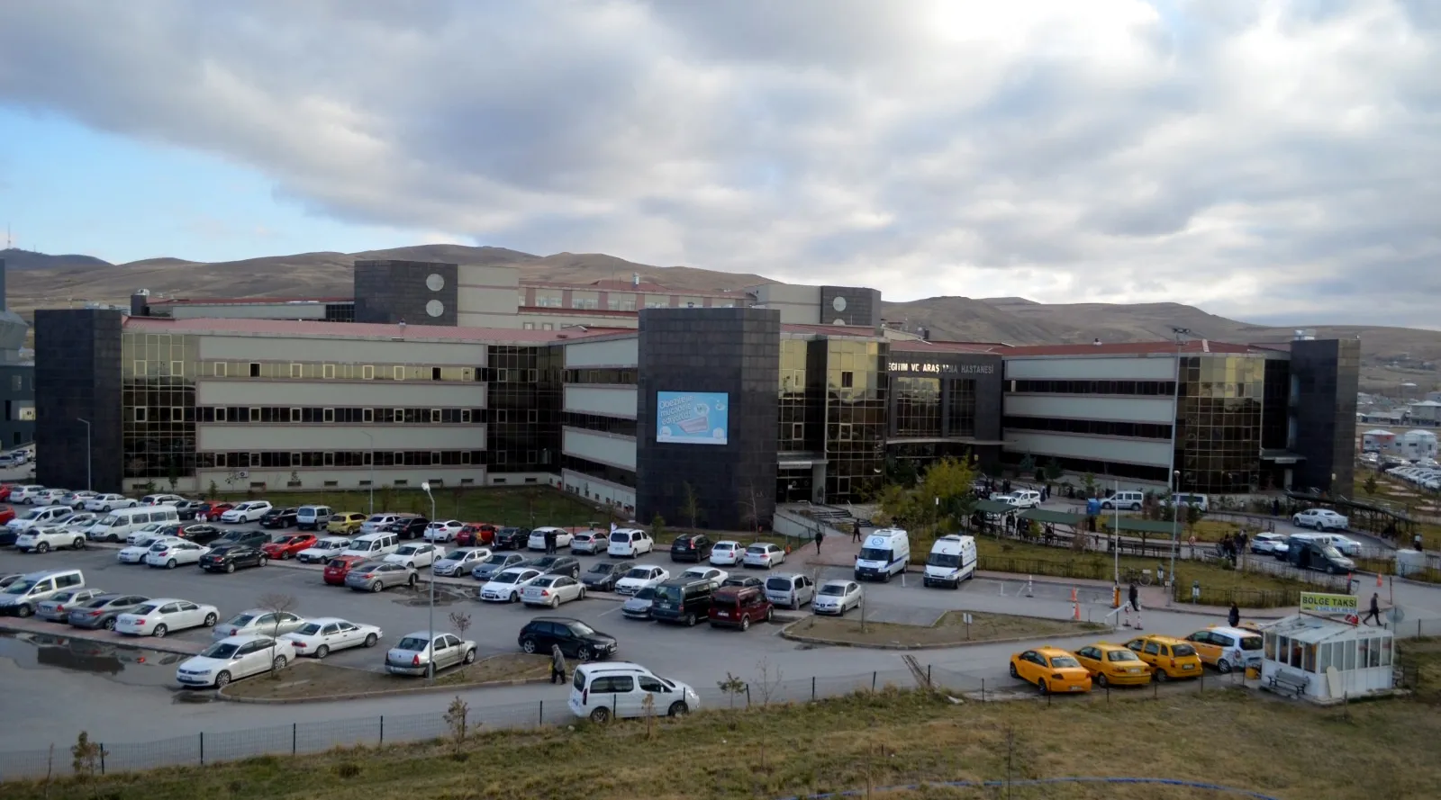 Van Tüp Bebek Merkezi bölgedeki ailelere umut kapısı oldu