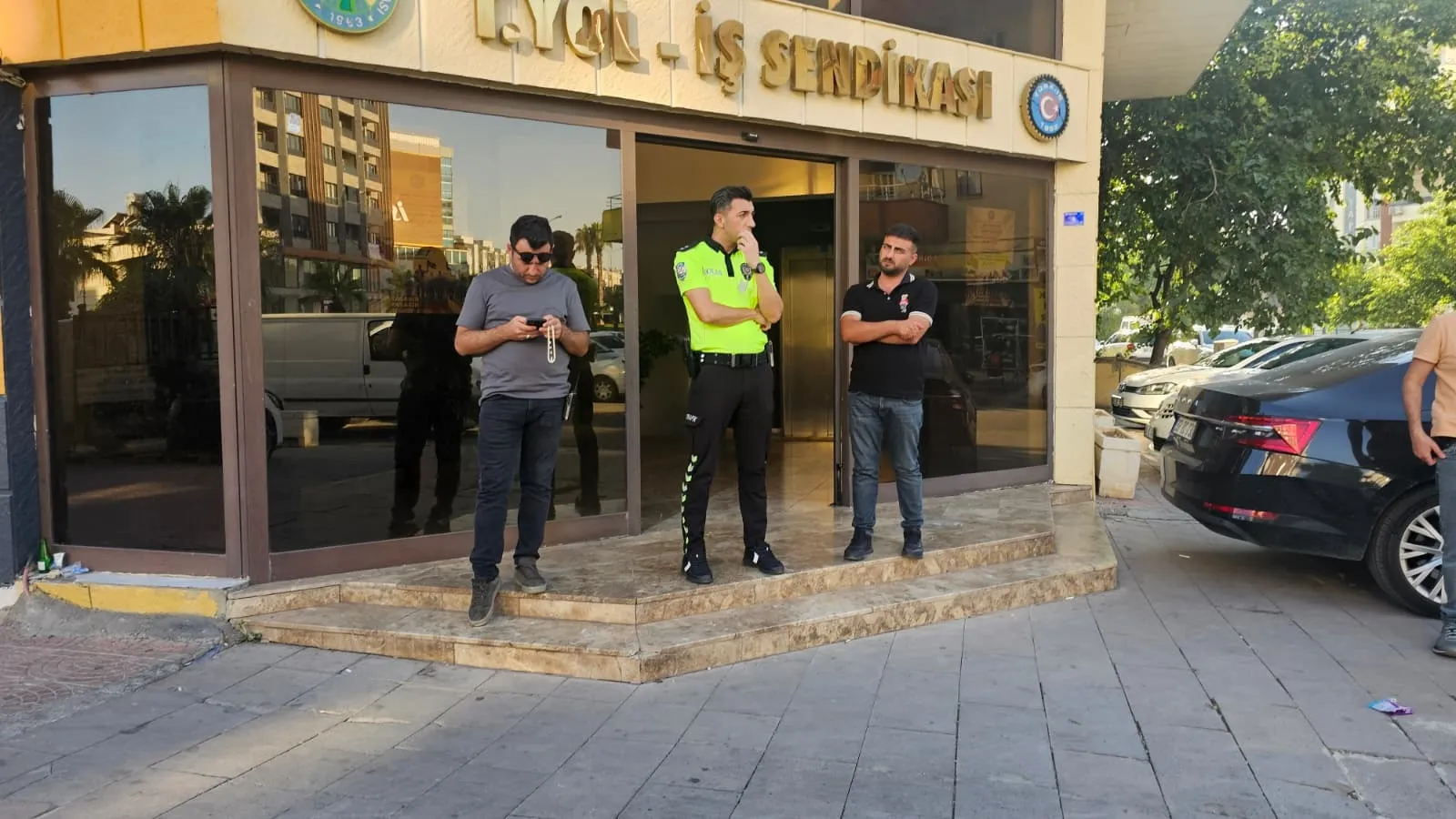 Şanlıurfa'da konakladığı misafirhanede bir doktor hayatını kaybetti