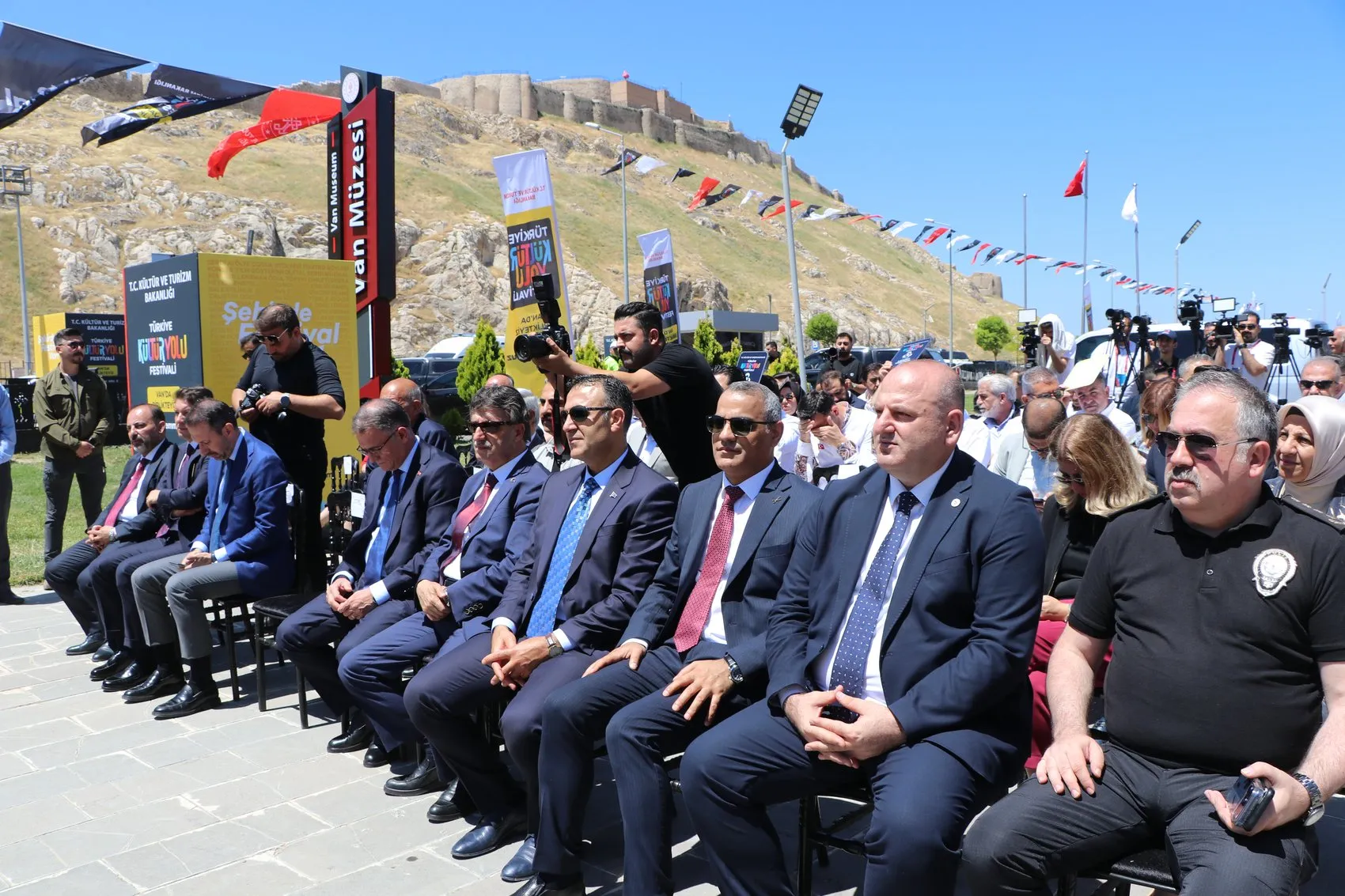 Van Kültür Yolu Festivali dokuz gün sürecek sanat şölenine ev sahipliği yapıyor