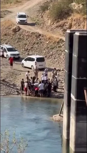 Mardin Dargeçit'te serinlemek için girdiği baraj gölünde yaşamını yitirdi