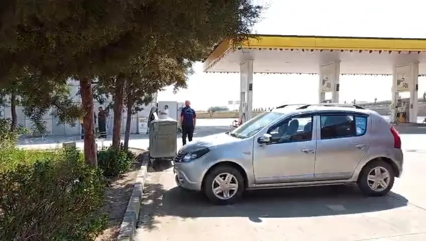 Diyarbakırda akaryakıt istasyonuna yaklaşan anız yangını tehlikesi önlendi