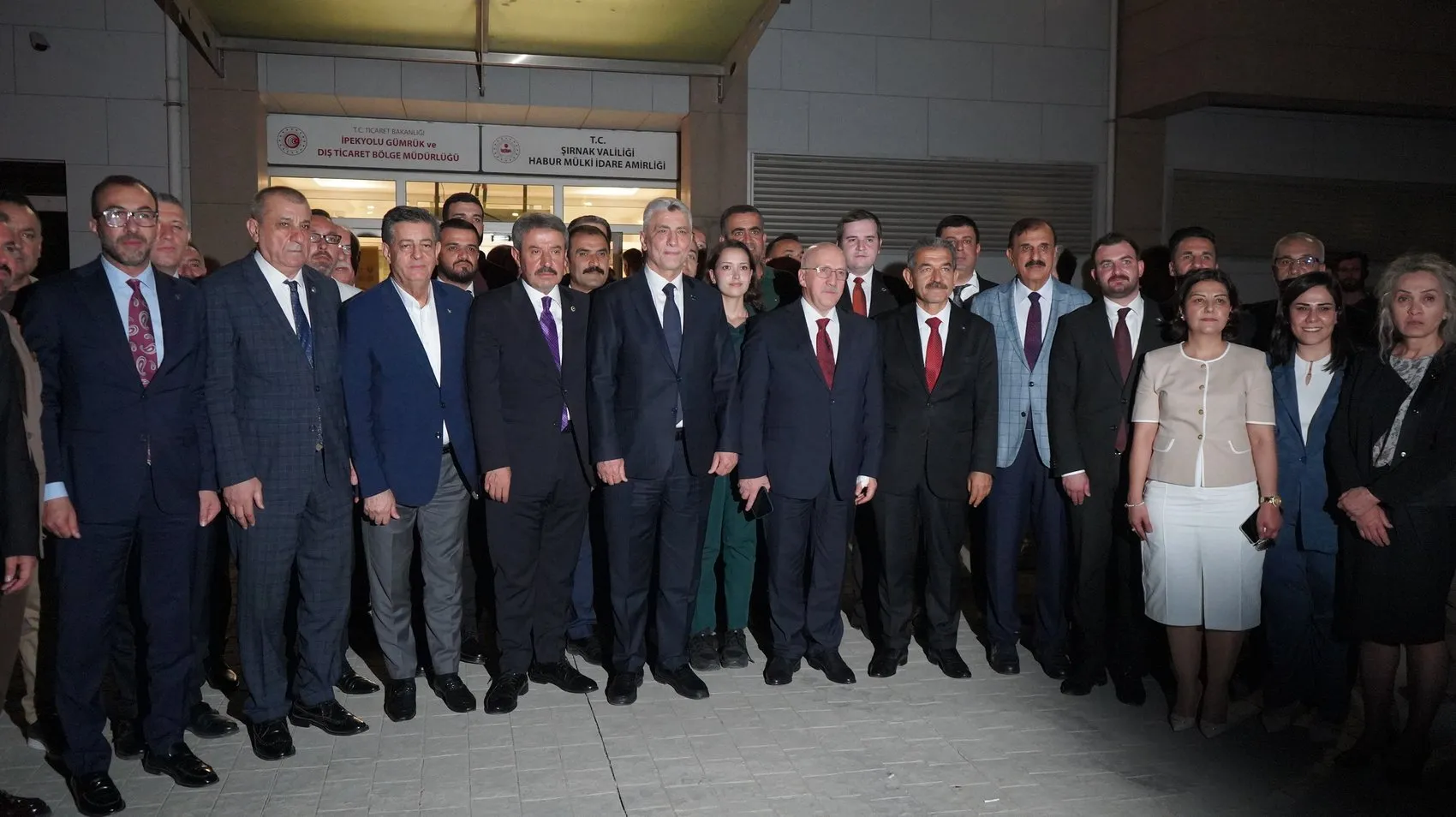 Ticaret Bakanı Bolat Habur Sınır Kapısında İncelemelerde Bulundu
