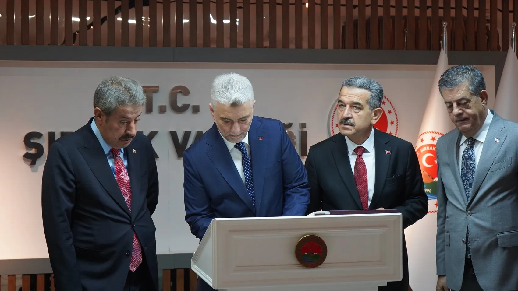 Ticaret Bakanı Bolat Türkiye ekonomisindeki 23 yıllık büyük değişimi paylaştı