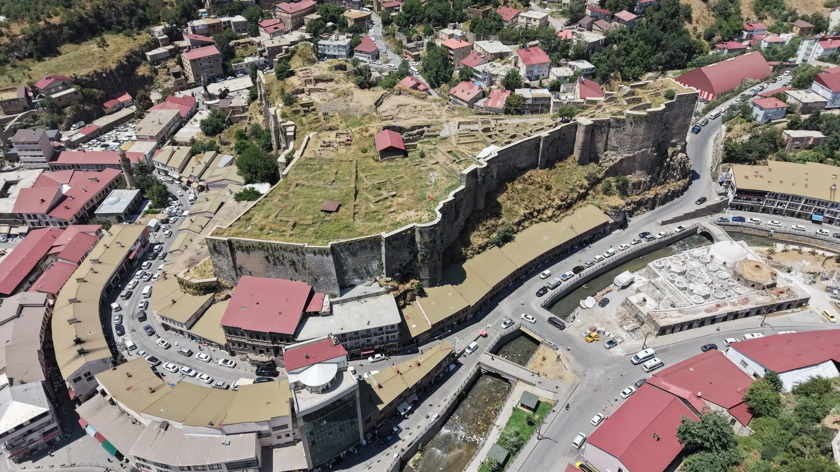 Bitlis Kalesi restorasyona hazırlanıyor
