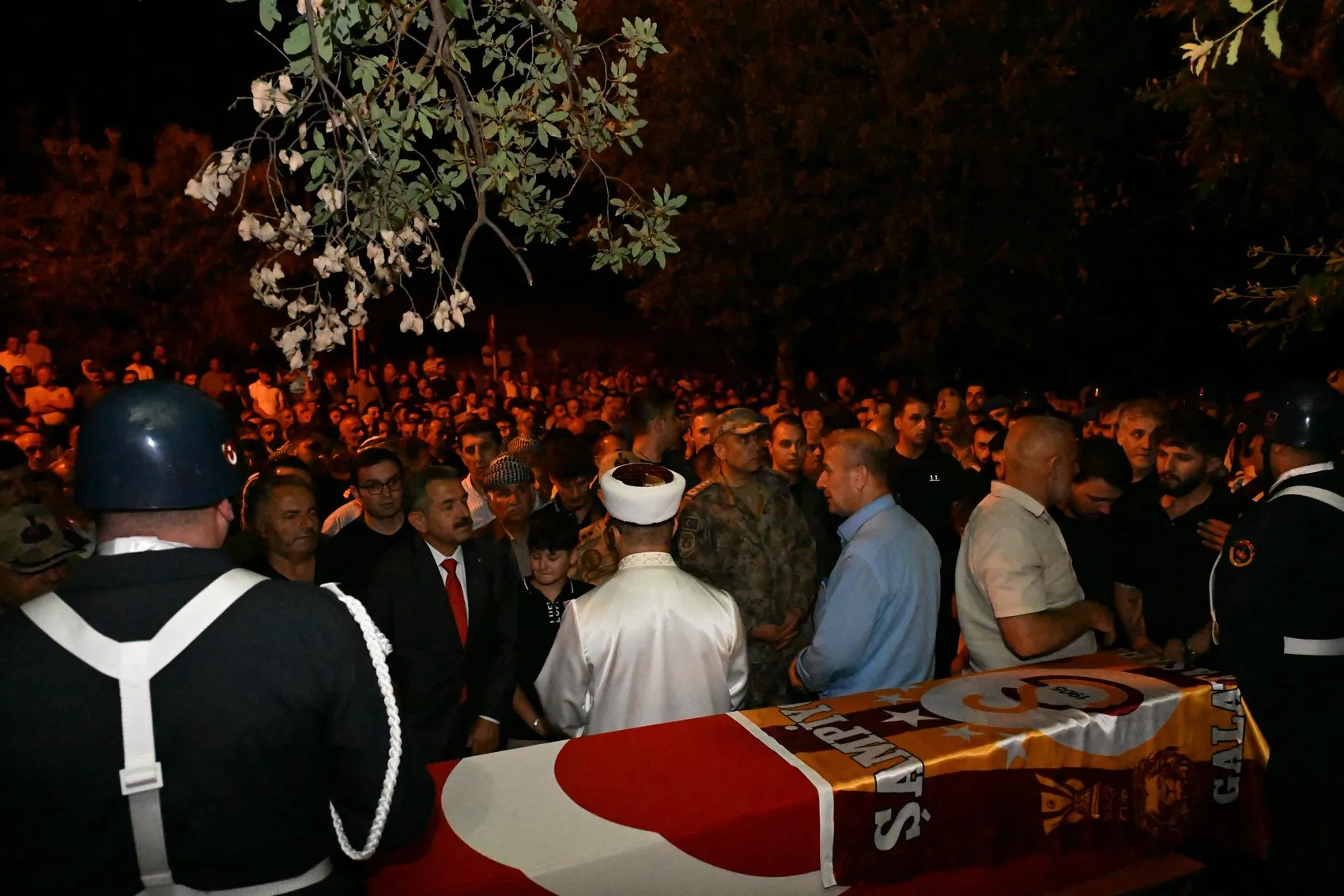Genç Uzman Çavuş Ferhat Baykir Halı Sahada Kalp Krizi Geçirdi