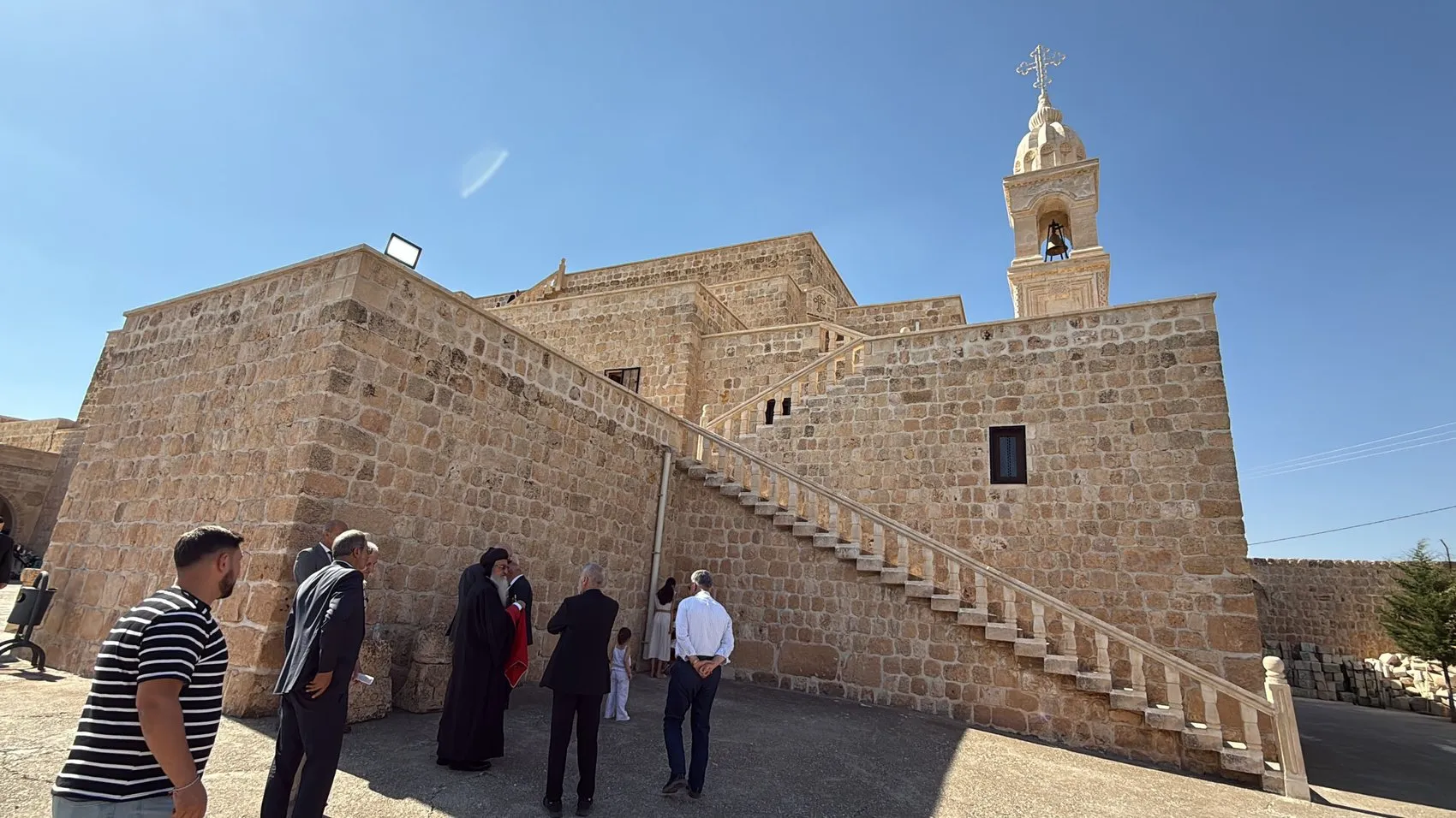 Midyat'taki 1600 yıllık tarihi kilise yarım asır sonra kapılarını açtı