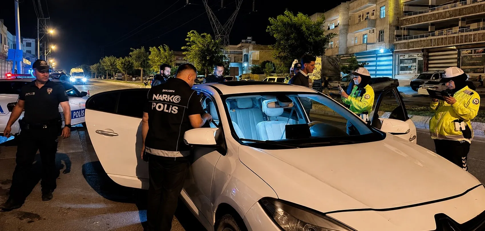 Şanlıurfa genelinde binlerce polisle geniş çaplı asayiş denetimi yapıldı