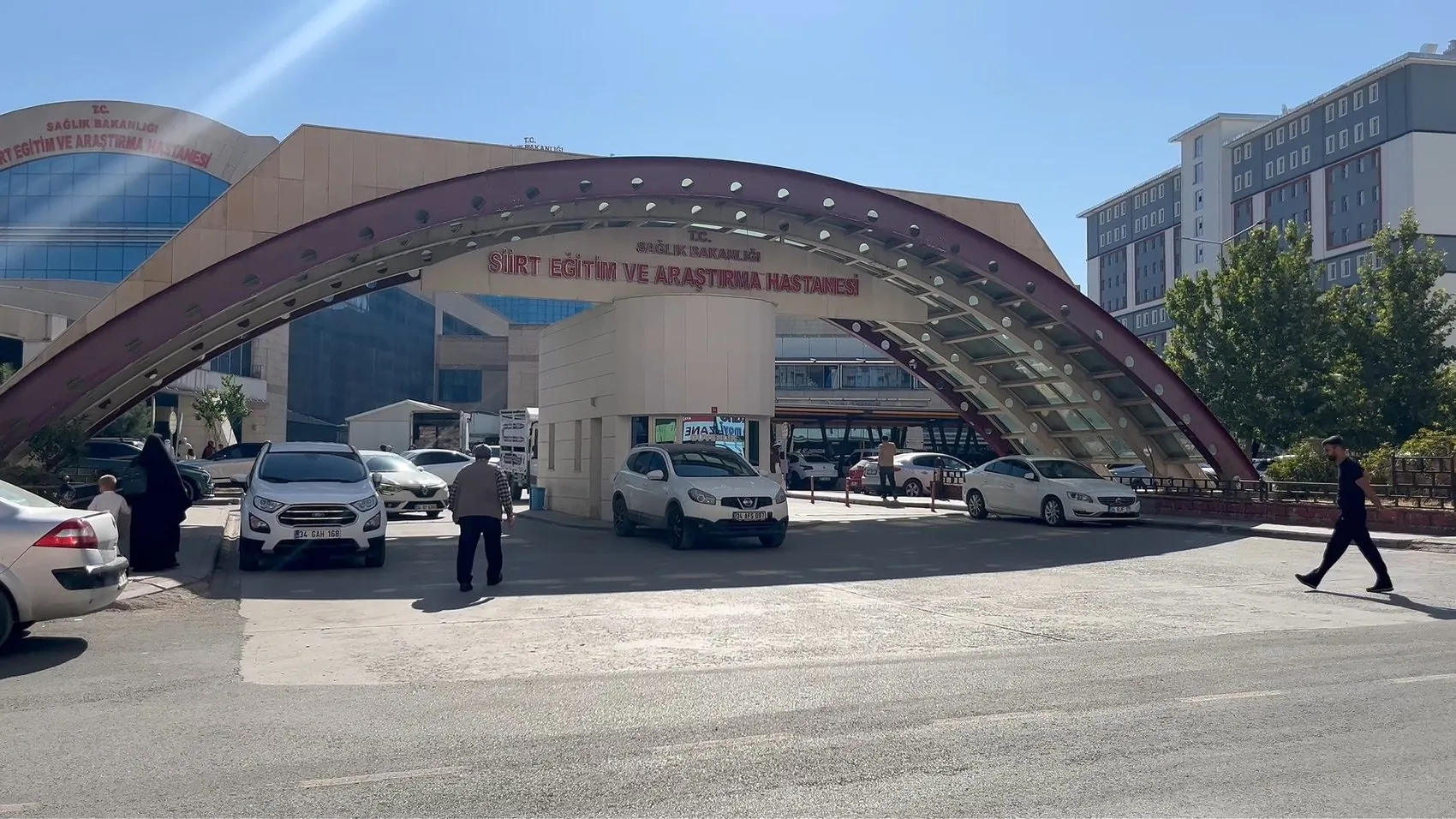 Siirt Sarıtepe köyünde kaçak kazı sırasında dev kaya parçası bir can aldı