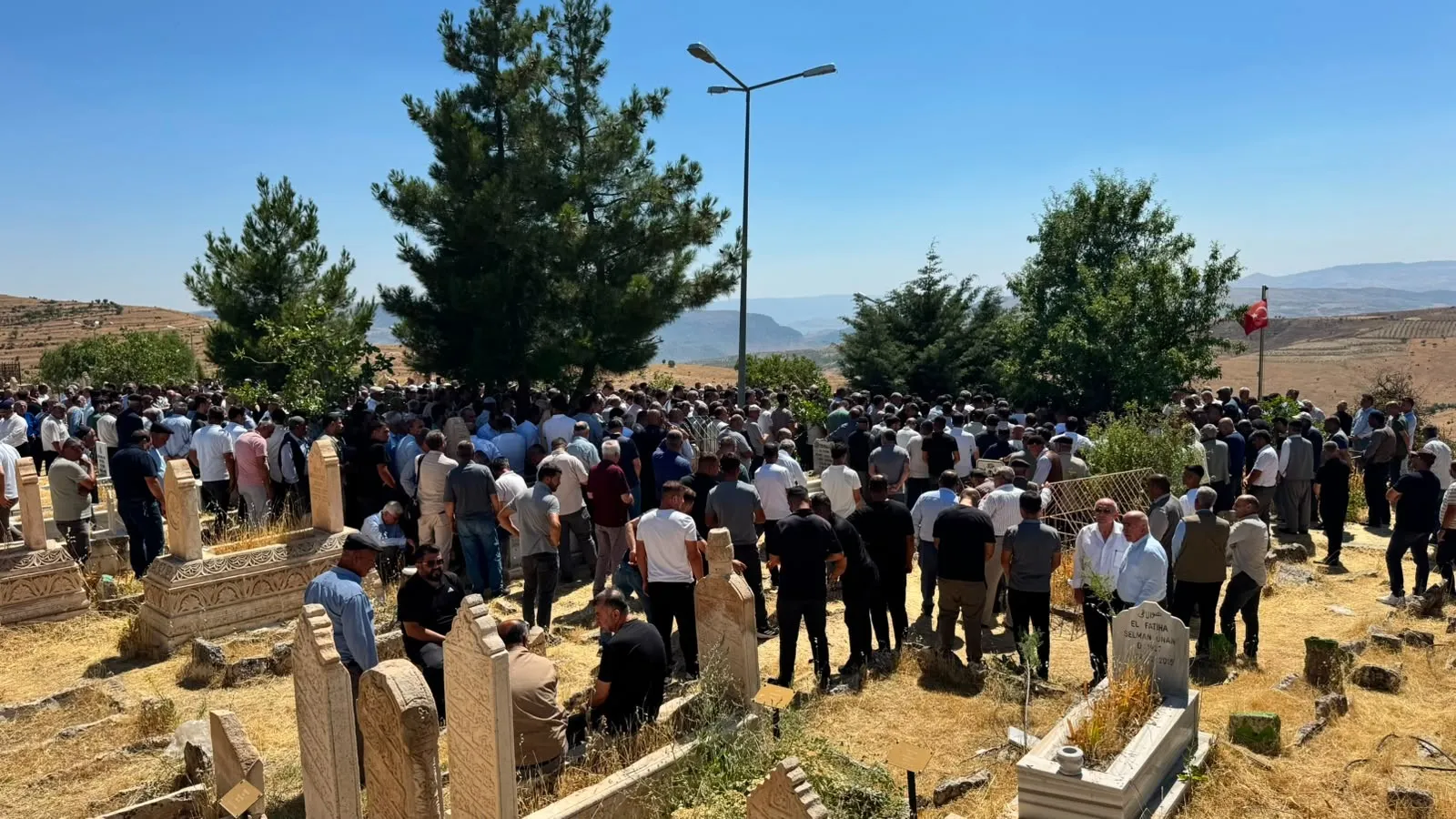 Necat Cellek Tillo ilçesinde düzenlenen törenle toprağa verildi