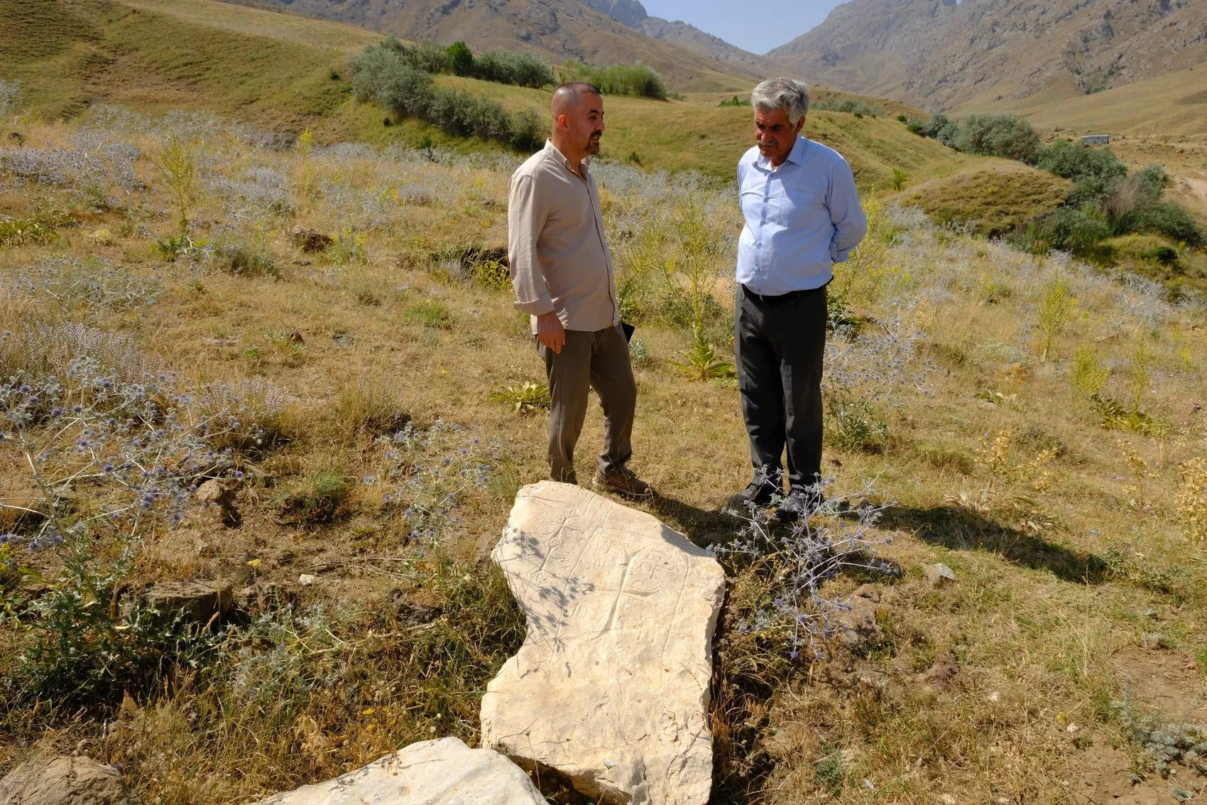 Van’daki tarihi yapılar definecilerin tahribatından kurtarılıyor
