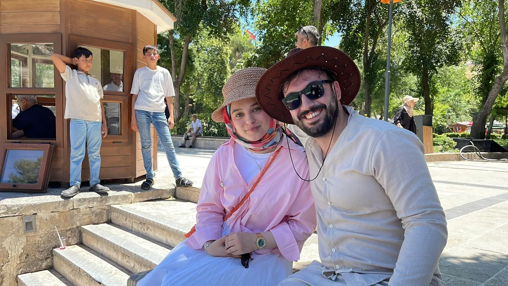 Kavurucu sıcaklar Şanlıurfa sokaklarını boşalttı