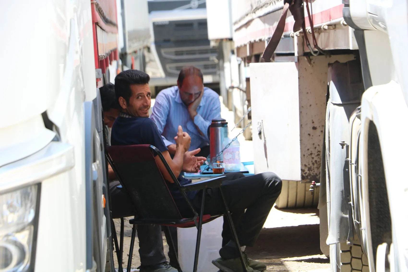 Esendere Gümrük Kapısında TIR Kuyruğu 12 Kilometreyi Buldu