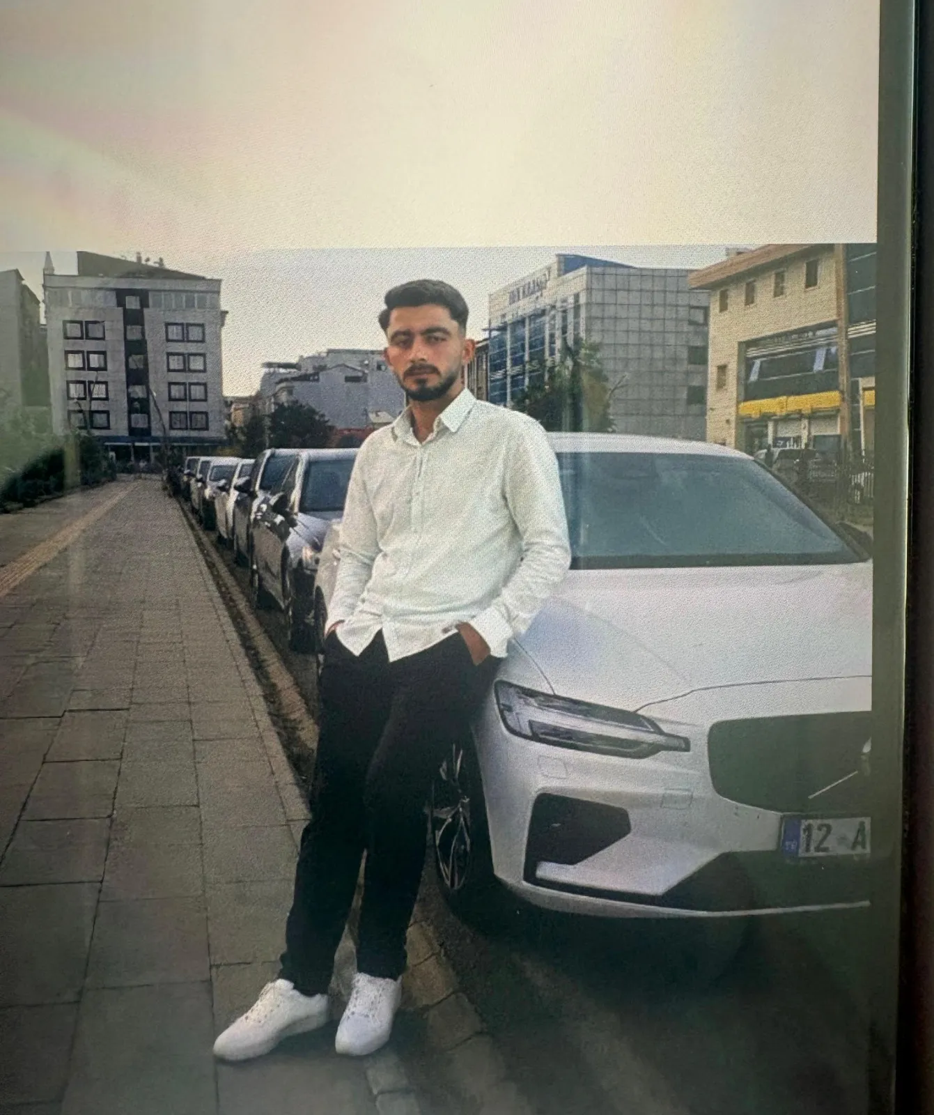 Bingöl Karlıova yolunda su tankeri şarampole uçtu