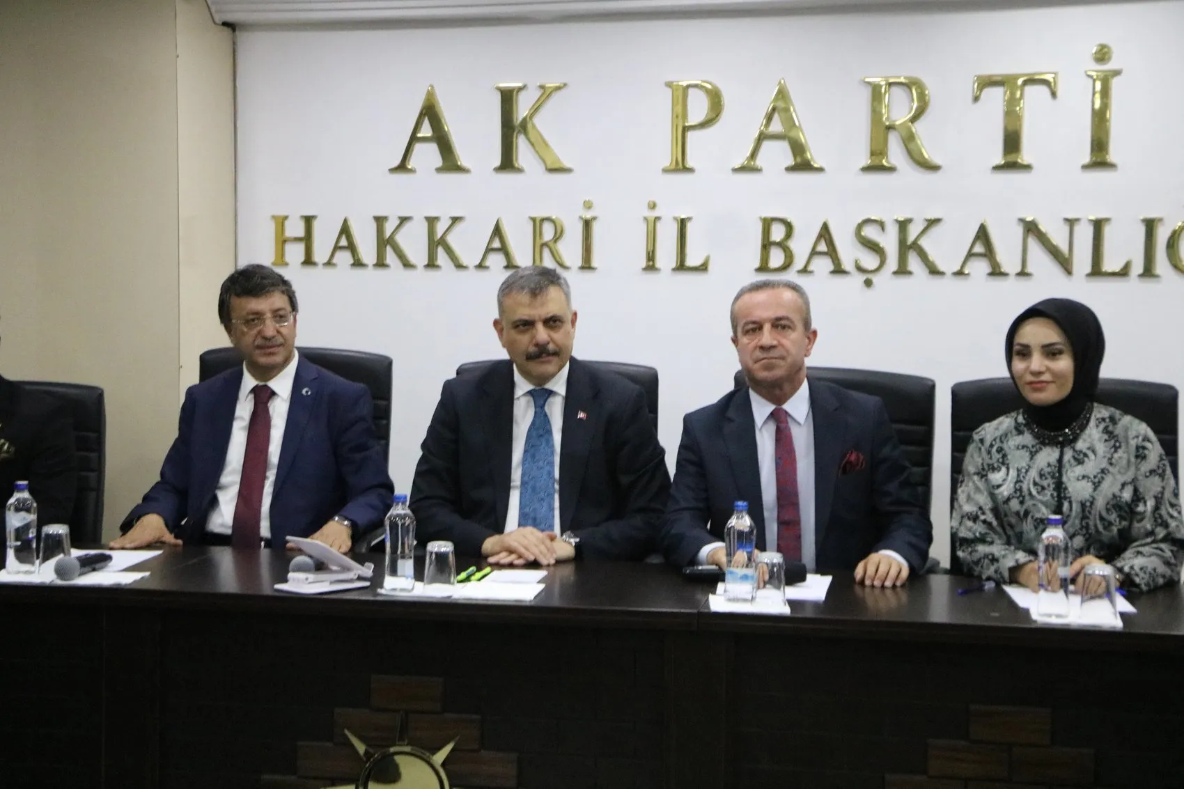 İçişleri Bakanı Çiftçi Hakkari temaslarını tamamladı