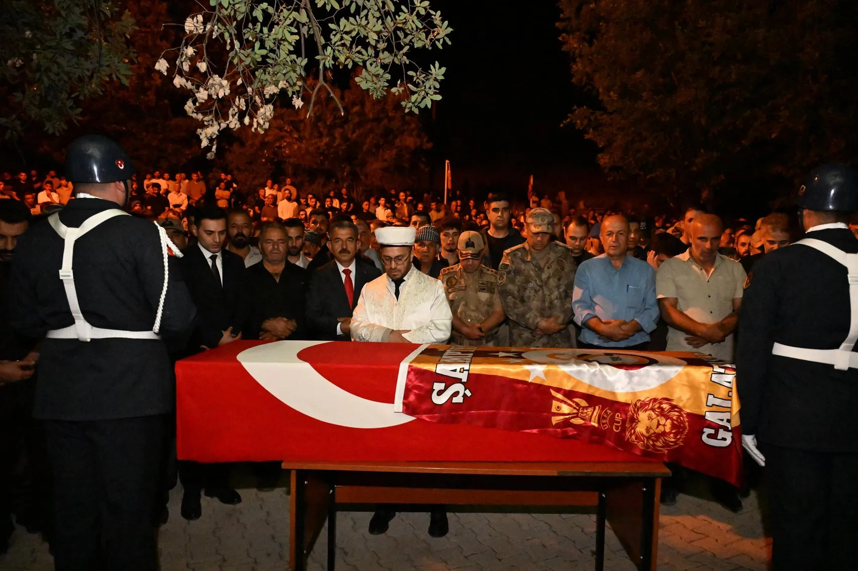 Genç Uzman Çavuş Ferhat Baykir Halı Sahada Kalp Krizi Geçirdi