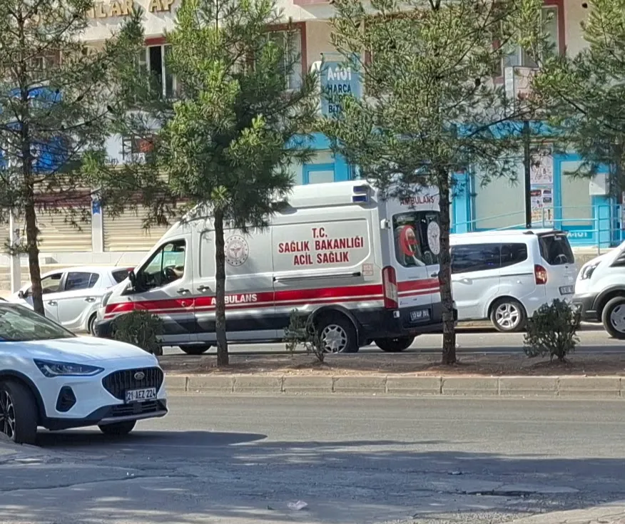 Silvan ilçesinde silahlı saldırıya uğrayan kişi kurtarılamadı