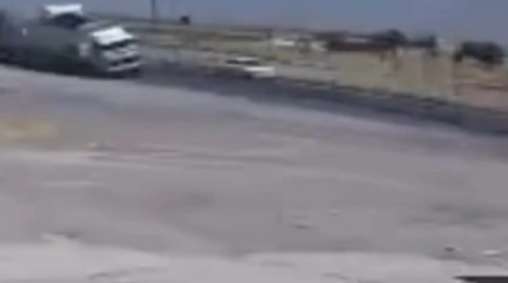 Viranşehir kara yolunda TIR ile kamyonun karıştığı ölümlü kaza görüntülendi