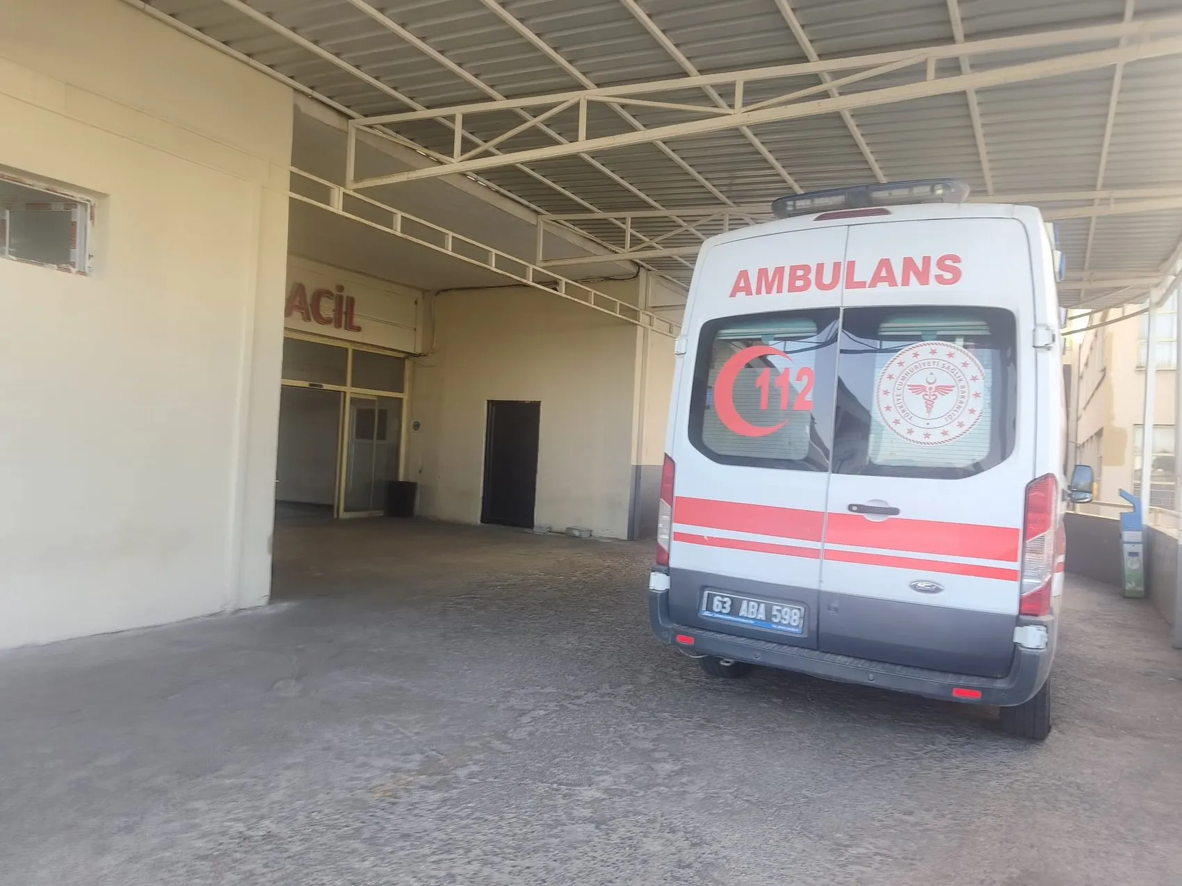 Şanlıurfa'da serinlemek için giren iki kız kardeş gölette can verdi