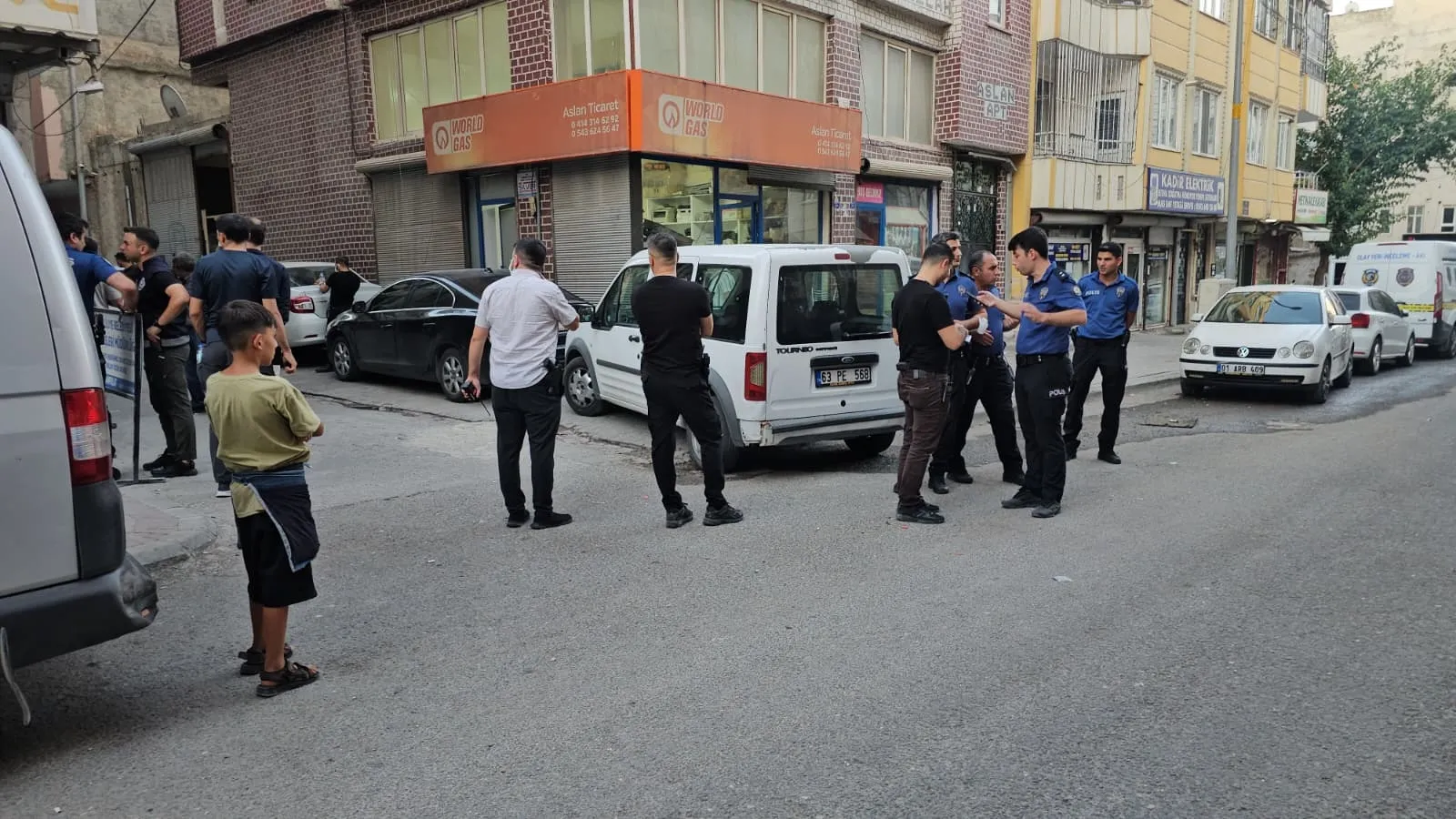 Şanlıurfa'da bir evden gelen kokular acı gerçeği ortaya çıkardı