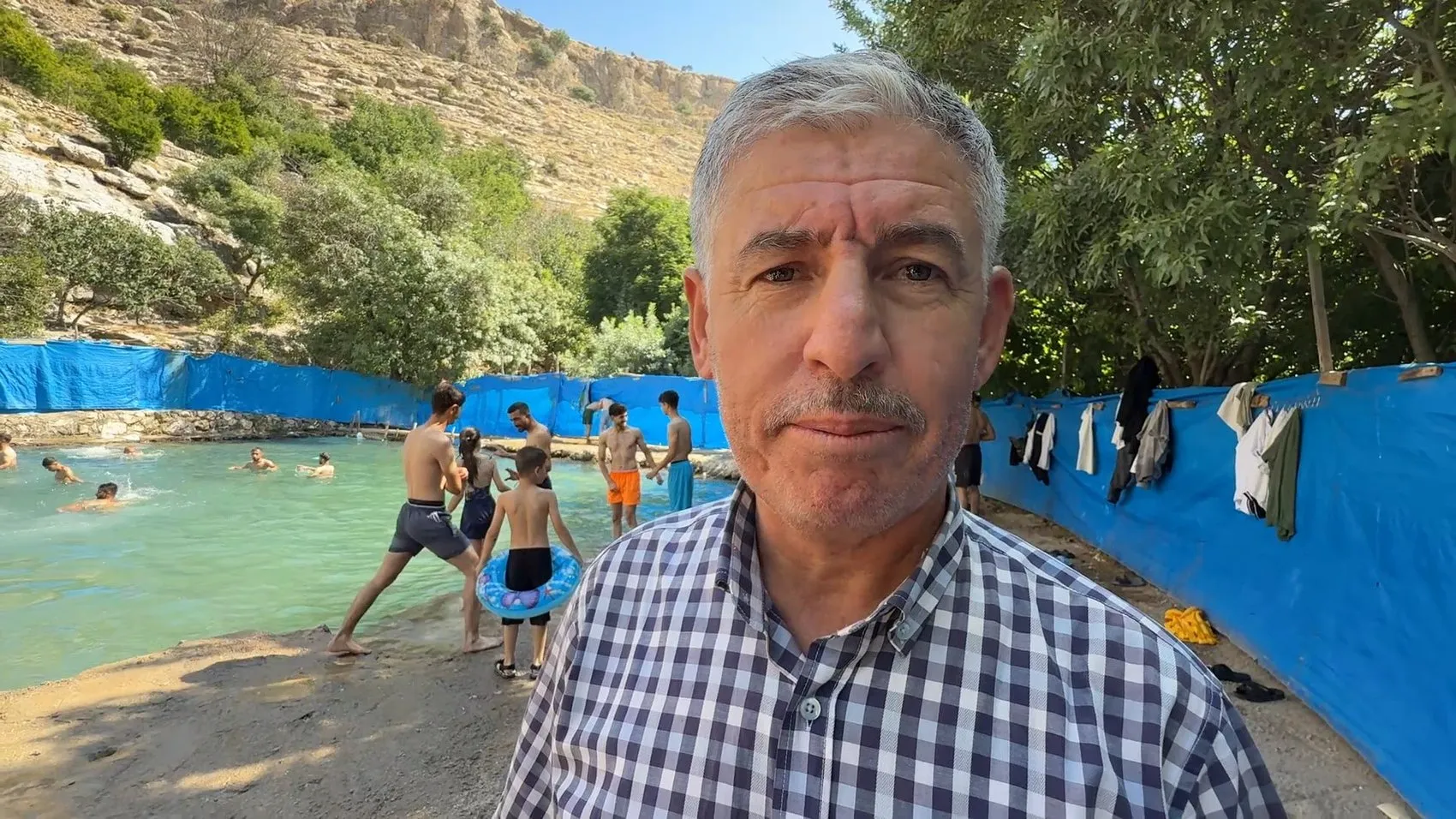 Mardin halkı kavurucu sıcaklarda Beyazsu Vadisi ile serin bir nefes alıyor