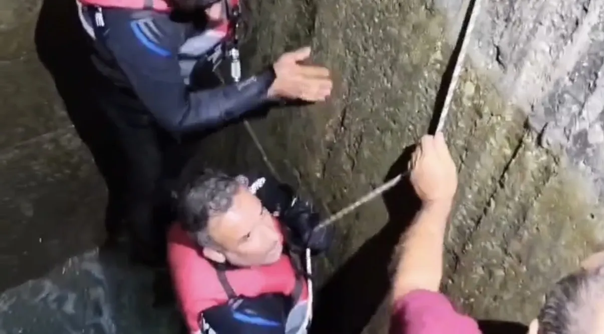 Silvan ilçesinde sulama kanalına giren genç hayatını kaybetti