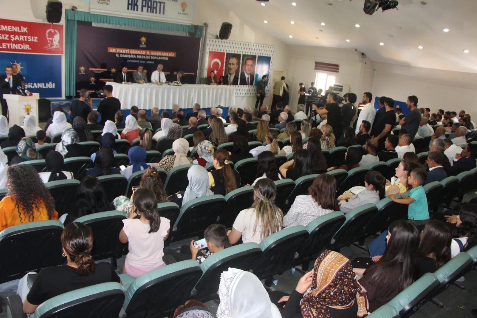 Ticaret Bakanı Bolat Türkiye ekonomisindeki 23 yıllık büyük değişimi paylaştı