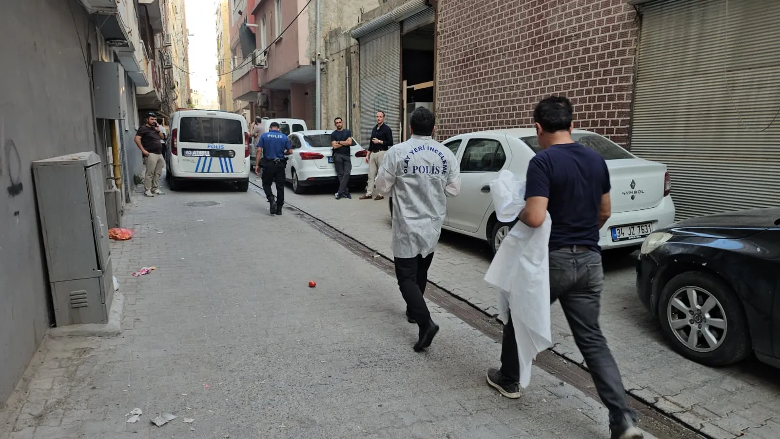 Şanlıurfa'da bir evden gelen kokular acı gerçeği ortaya çıkardı