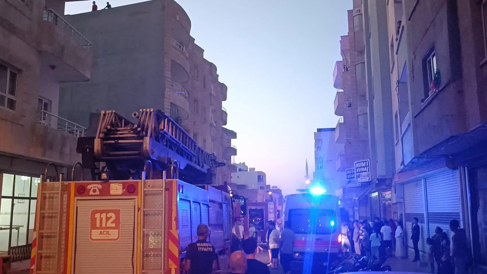 Nusaybin ilçesinde mutfak tüpü yangını ev sakinlerini hastanelik etti
