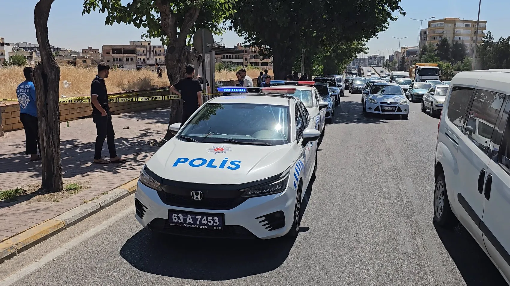 Şanlıurfa'da otobüs durağında dehşet anları yaşandı