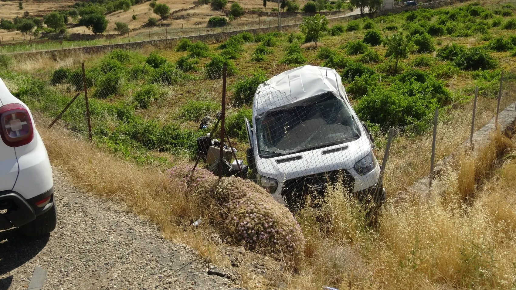 Gercüş yolunda iki aracın karıştığı trafik kazasında 11 kişi yaralandı