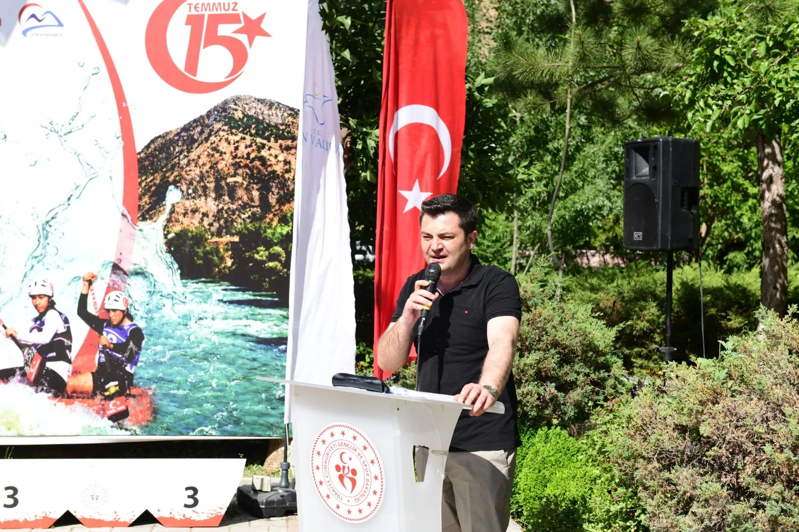 Van Çatak nehrinde üç gün süren rafting rekabeti ödülle tamamlandı
