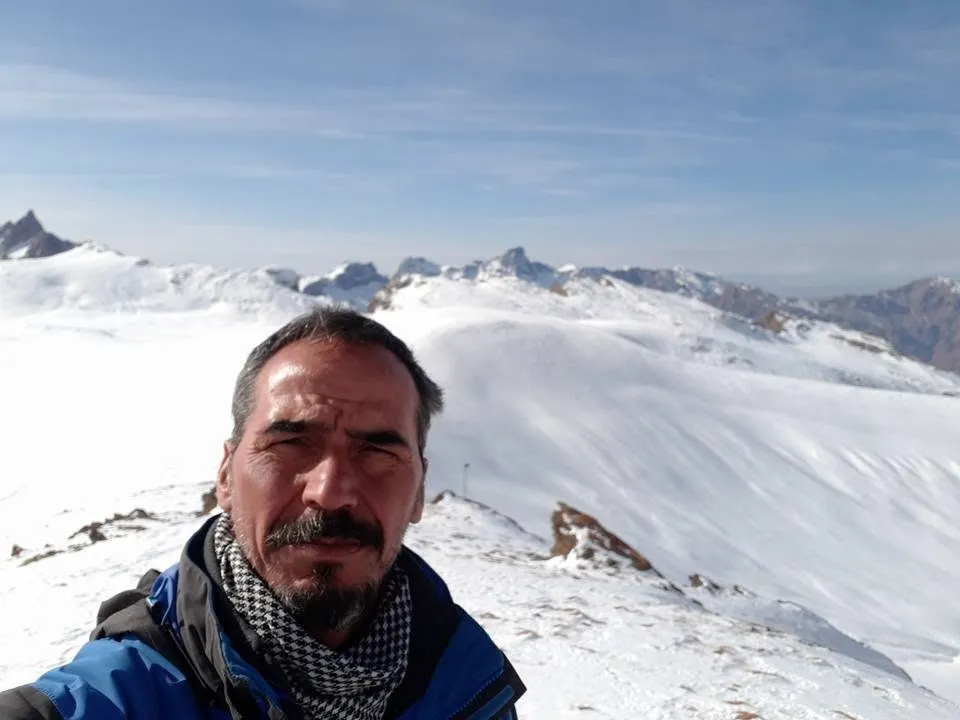 Hakkari Cilo Dağı'nda kaybolan dağcıyı arama operasyonu üçüncü gününde devam ediyor