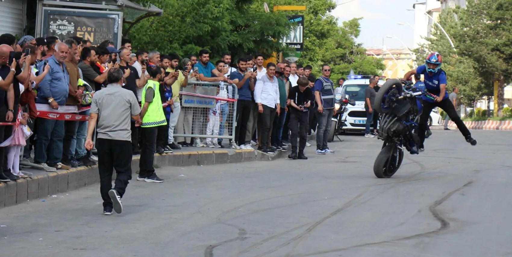 Ağrıda motor tutkunları şampiyonluk için gaza bastı