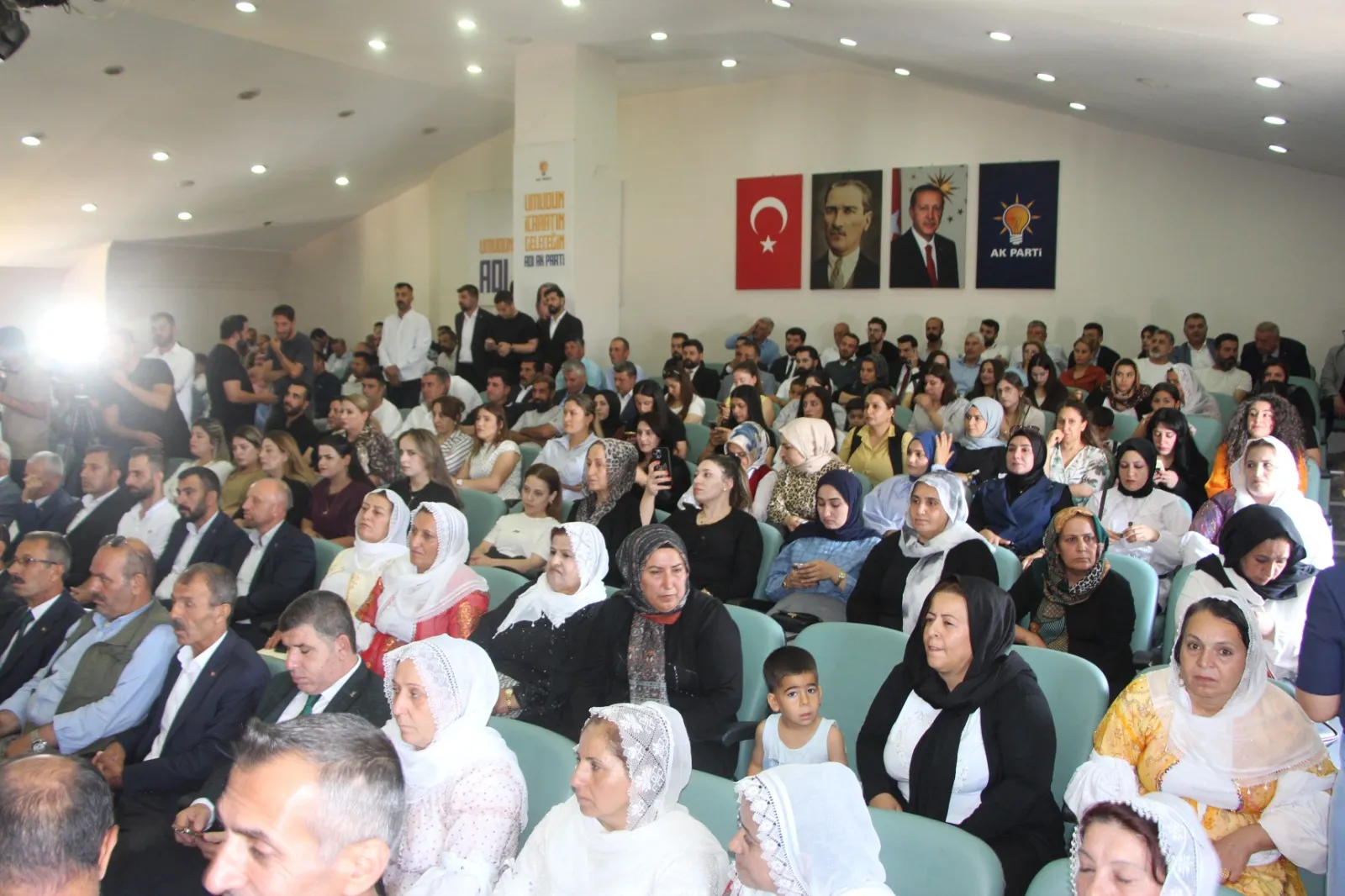 Ticaret Bakanı Bolat Türkiye ekonomisindeki 23 yıllık büyük değişimi paylaştı