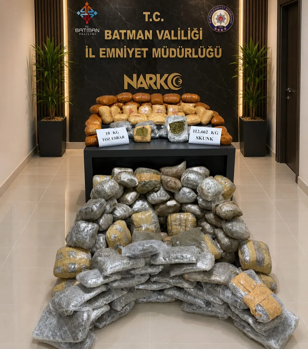 Batman girişinde pamuk yüklü TIR'larda 122 kilo uyuşturucu ele geçirildi