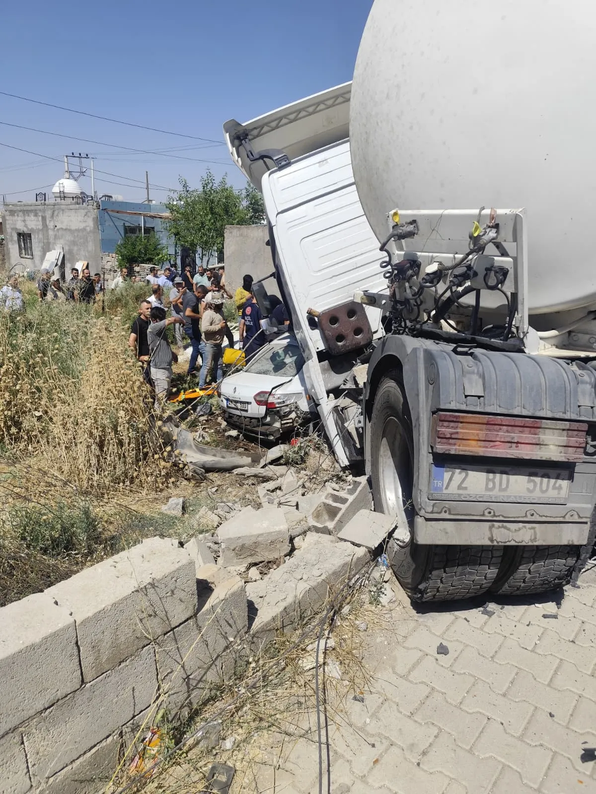 Mardin Kızıltepe yolunda feci kaza sonucu bir kişi yaşamını yitirdi
