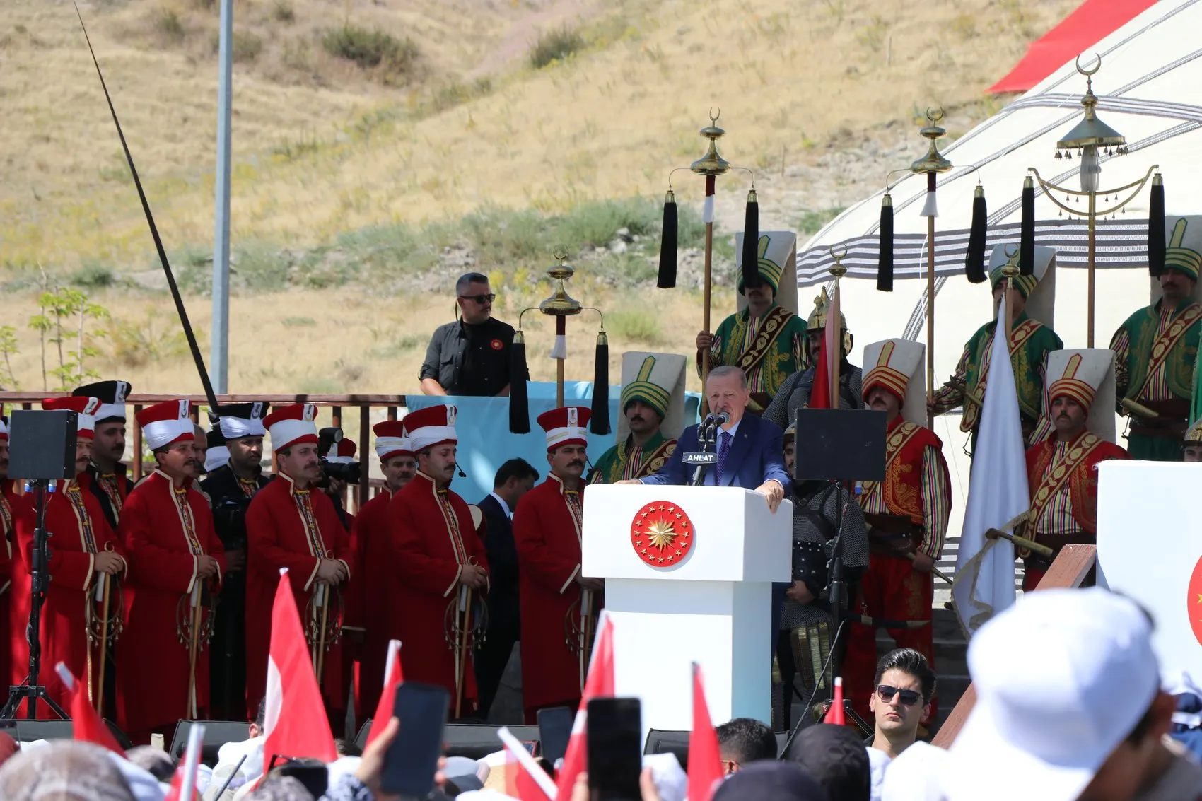 Erdoğan Kan tüccarları ve terörden nemalananlar kaybedecek